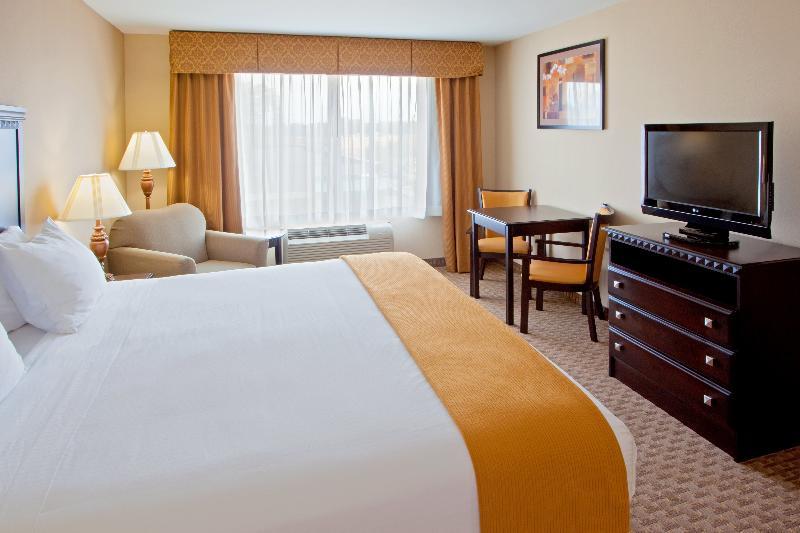 Holiday Inn Express Hotel & Suites Tappahannock By Ihg Екстер'єр фото