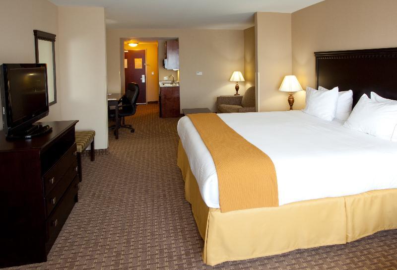 Holiday Inn Express Hotel & Suites Tappahannock By Ihg Екстер'єр фото